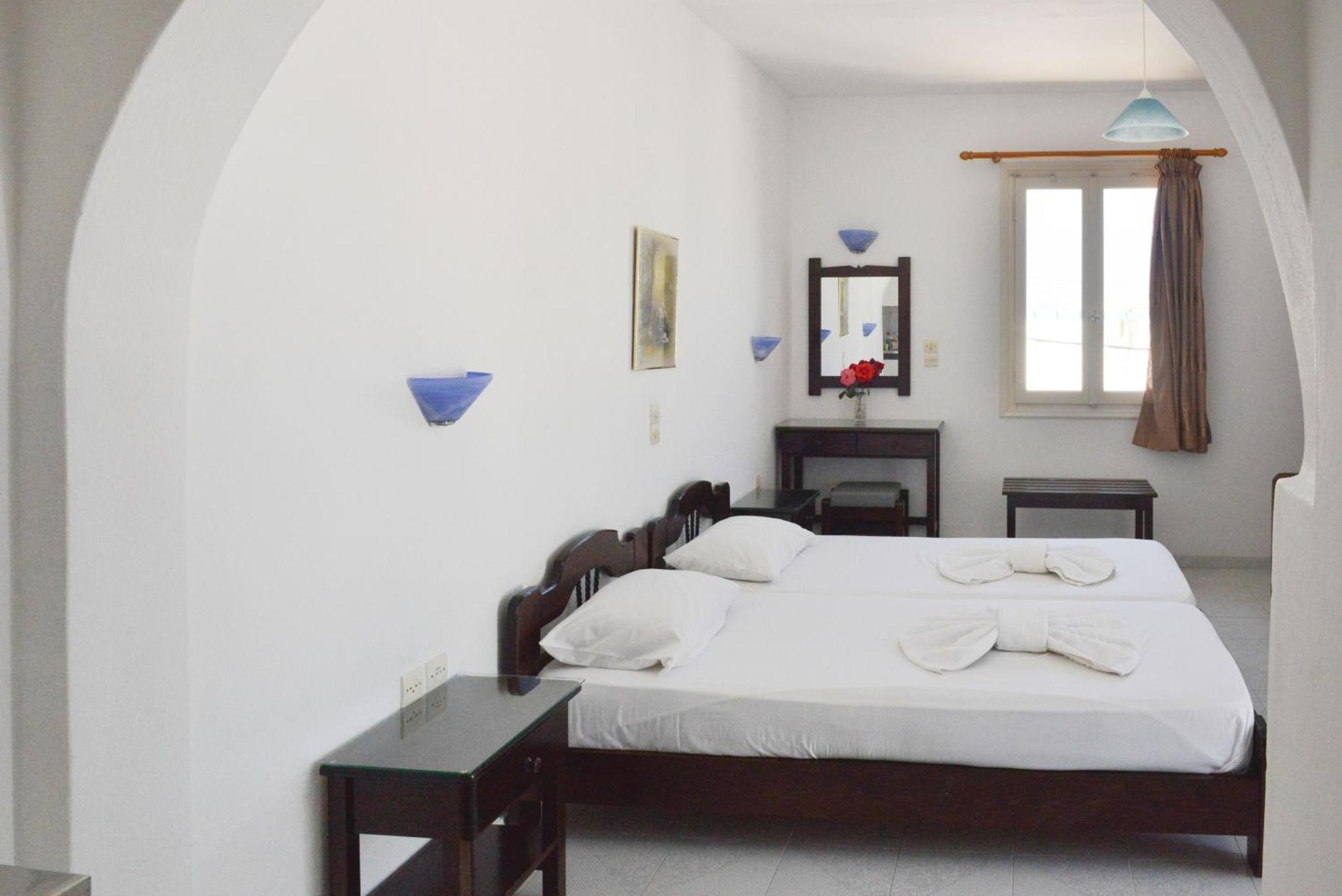 Plaza Studios Agia Anna  Buitenkant foto